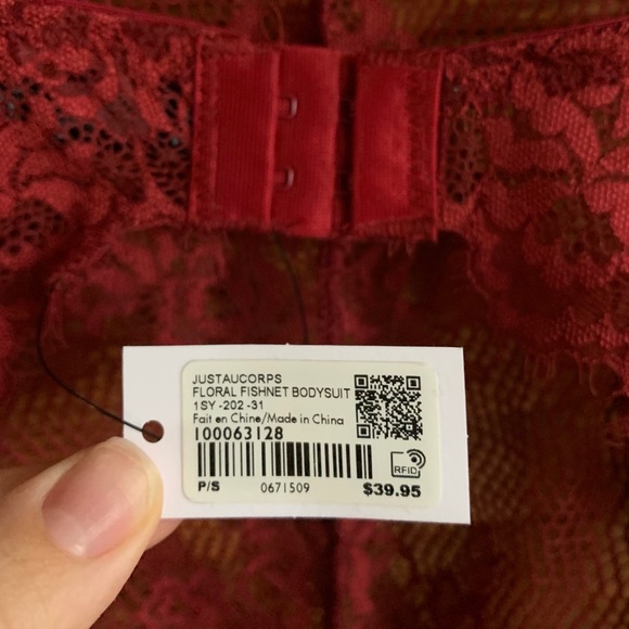 Dynamite Red Lace Bodysuit - Picture 4 of 4